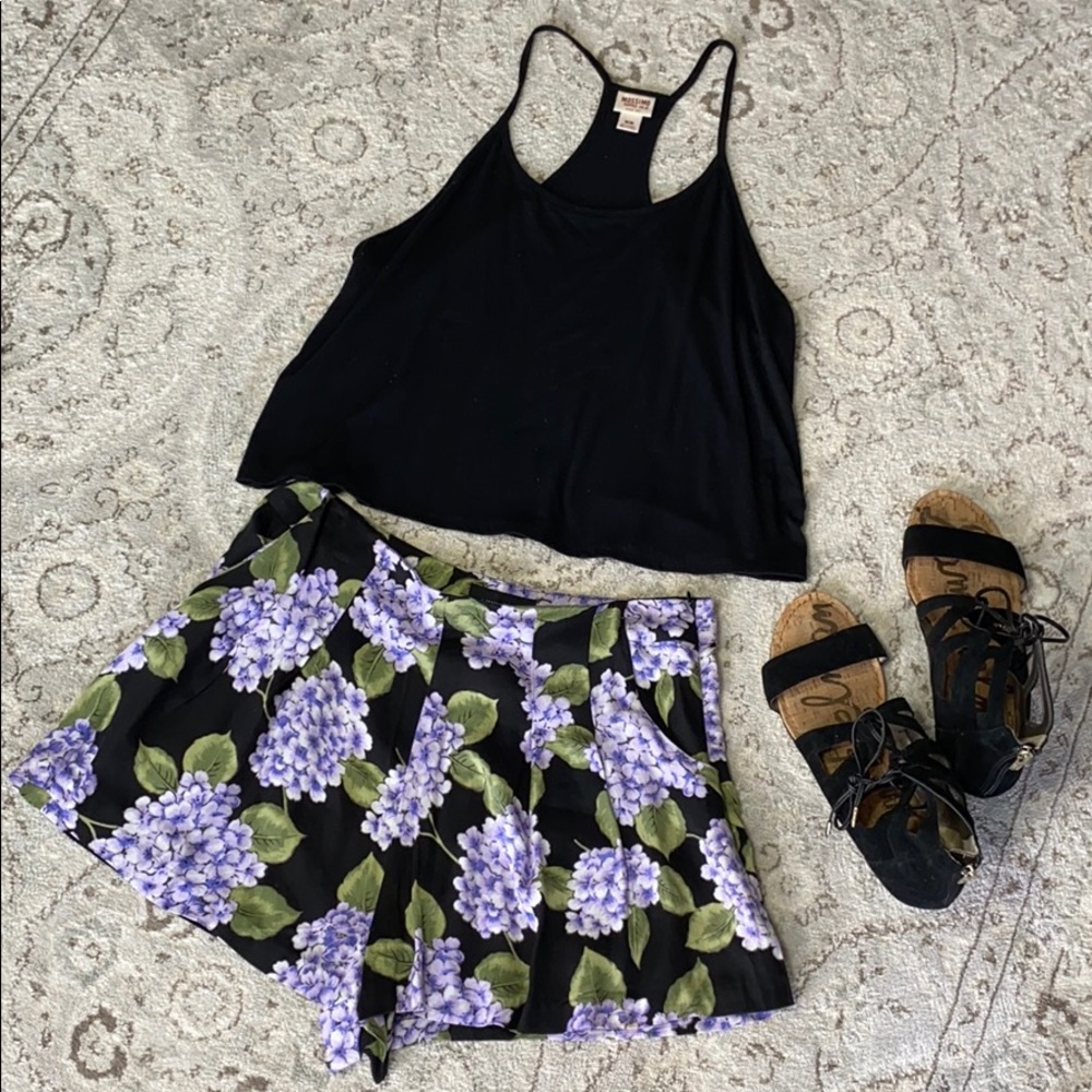 Spring outfit bundle🔥🔥🔥 - Picture 2 of 5